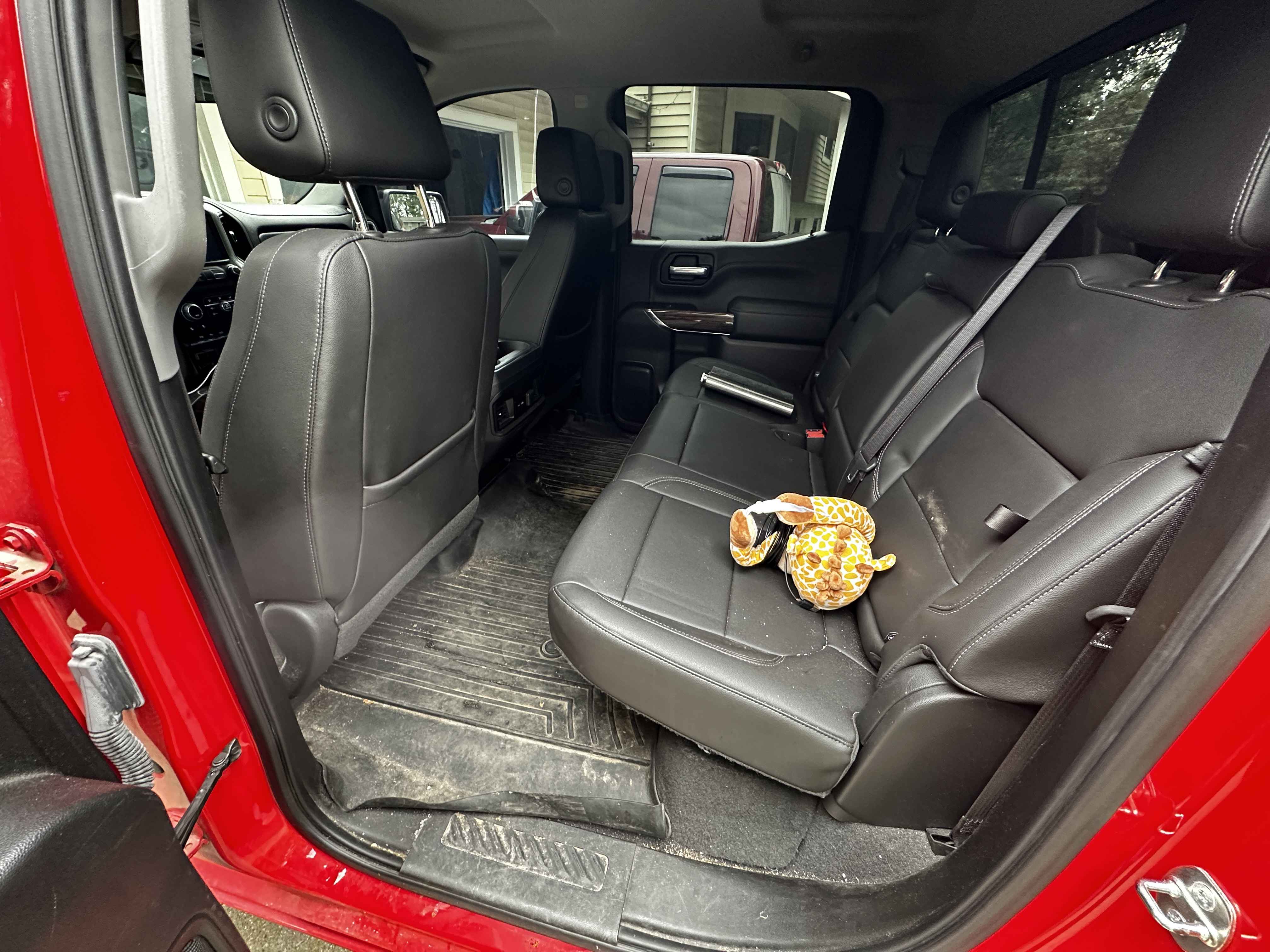 Chevrolet Silverado interior
